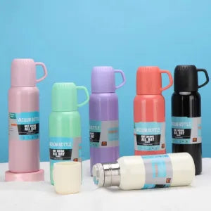 KIT GARRAFA TÉRMICA INOX À VÁCUO 500ML + 3 CANECAS - GDR-1150